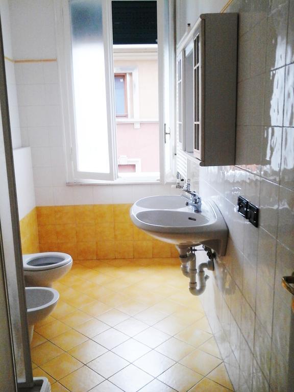 L.T. Schneider B&B Bologna Room photo